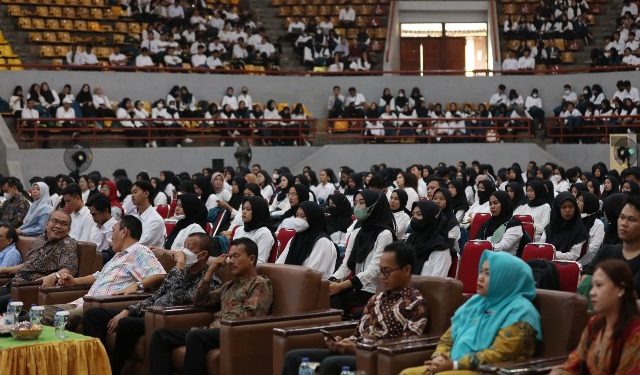 Gubernur Arinal Ajak Mahasiswa KKN Unila dan KKN Siger Berjaya Berkarya Untuk Masyarakat