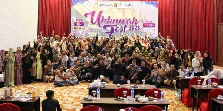 Ukhuwah Fest 2023 Bimbing Peserta Atasi Masalah Hutang, Jodoh hingga Keturunan
