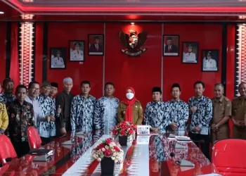 Walikota Eva Dwiana Terima Audensi Paguyuban Cerbonan Lampung