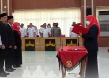 Lantik Dr. Teti Herawati, Walikota Eva Harap RSUD A. Dadi Tjokrodipo  Jadi Percontohan