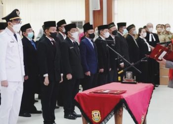 Walikota Eva Dwiana Lantik Camat dan 30 Lurah, Ini Daftar Lengkapnya