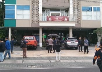 Yayasan Az Zahra Beri Beasiswa Sekolah Gratis Bagi Anak-Anak Korban Lift Jatuh