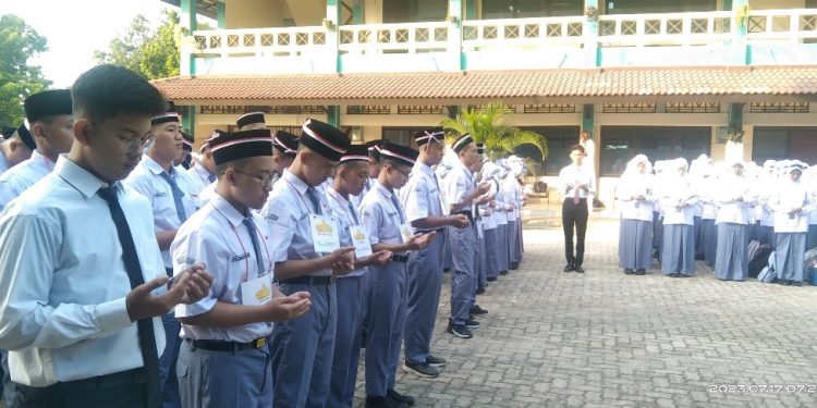 Siswa Baru SMA Al Kautsar Kenali Lingkungan Sekolah Lewat MPLS