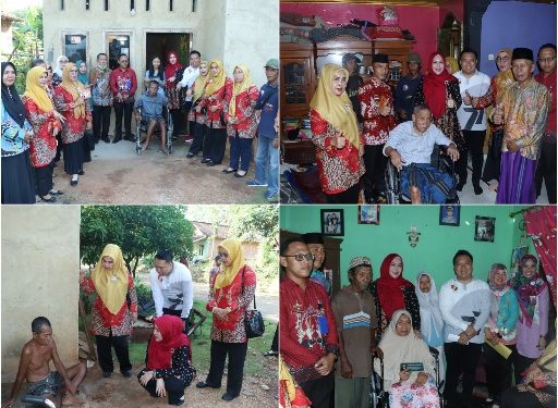 Wakil Ketua TP-PKK Lampung Utara Beri Bantuan Kursi Roda Kepada Lansia dan Disabilitas