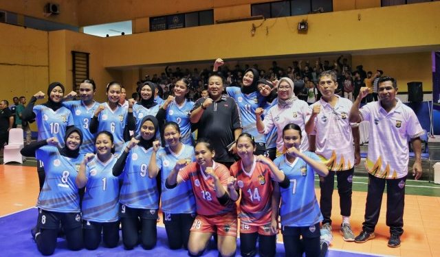 Hadiri Turnamen Bola Voli Putra dan Putri Kapolri CUP 2023 di PKOR Way Halim, Gubernur Arinal Berharap Lahirkan Atlet-atlet Muda Berprestasi