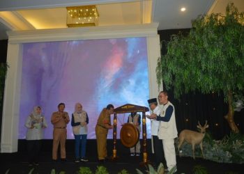 Gubernur Arinal Djunaidi Membuka Festival Wisata Hutan Lampung 2023