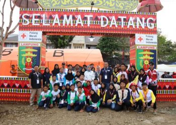 Ketua PMI Lampung Riana Sari Arinal Beri Semangat Seluruh Peserta agar tetap Sehat dan Sukses Mengikuti Acara