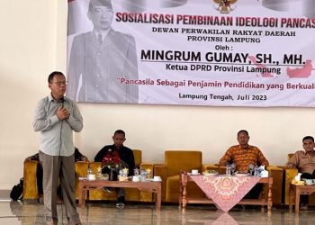Ketua DPRD Mingrum Gumay  Sosialisasikan Pembinaan Ideologi Pancasila (PIP) Kepada Pelajar