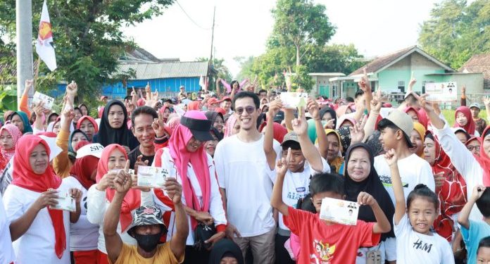 HUT RI Ke-78,  Sekertaris DPD Gerindra Gita Kurniawan Selenggarakan  Jalan Sehat