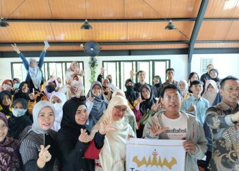 Ummu Hani Beri Tips Menjadi Influencer Kreatif di Milad ke-7 Tapis Blogger