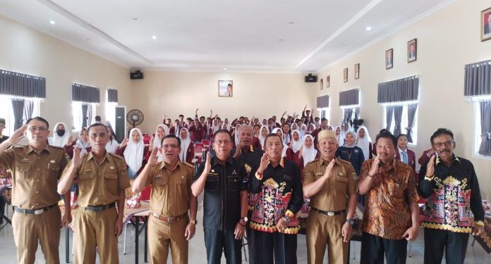 Ketua DPRD Lampung Tinjau dan Tampung  Aspirasi SMA Negeri 1 Seputih Banyak