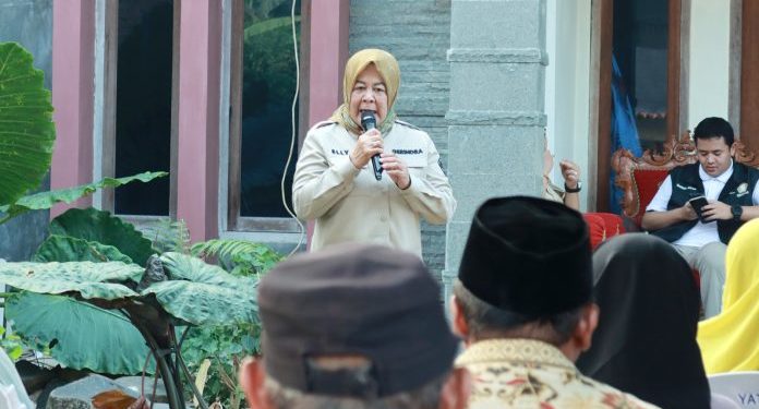 Wakil Ketua I DPRD Lampung Elly Wahyuni Gelar Reses di Kelurahan Rejo Mulyo