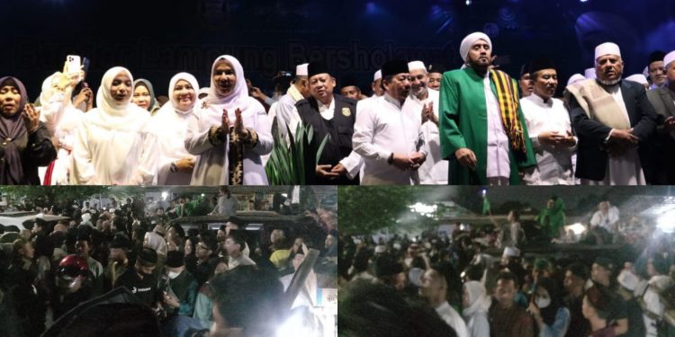 Ribuan Warga Penuhi Panggilan “Lampung Bersholawat” Bersama Habib Syech di Lapangan Saburai