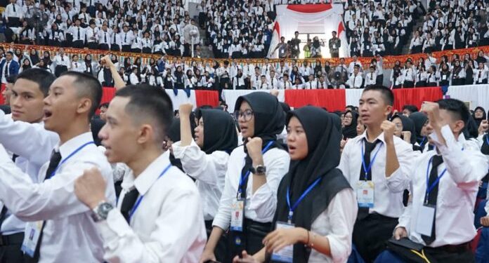 Antusiasme Mahasiswa Baru Unila Meriahkan PKKMB 2023