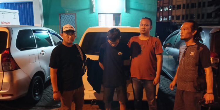 Tabrak Pedagang Kue Hingga Tewas, Polres Pringsewu Tangkap Sopir Travel Di Tangerang Banten
