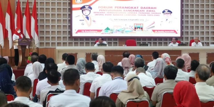 Buka Forum Perangkat Daerah , Walikota Eva Ingin Bandar Lampung Miliki GOR Terbesar