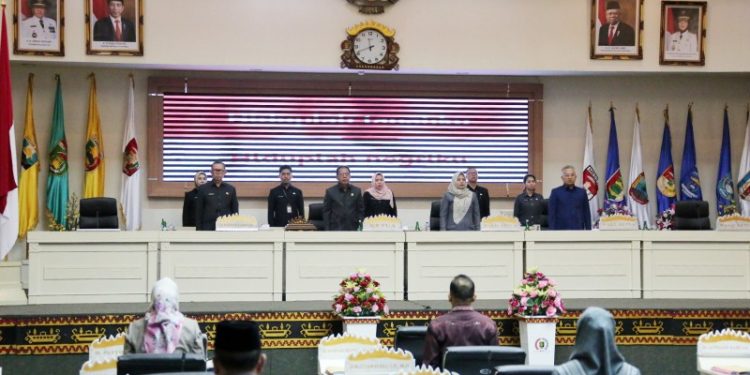 Pemprov Lampung dan DPRD Sepakati 6 Raperda menjadi Perda