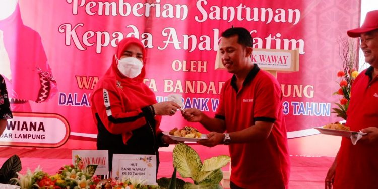 Walikota Eva Dwiana Apresiasi Program Khusus Bank Waway Untuk Anak Sekolah