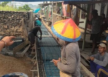 Walikota Eva Dwiana Tinjau Pembangunan Jalan  Kampung Nelayan di Telukbetung Timur