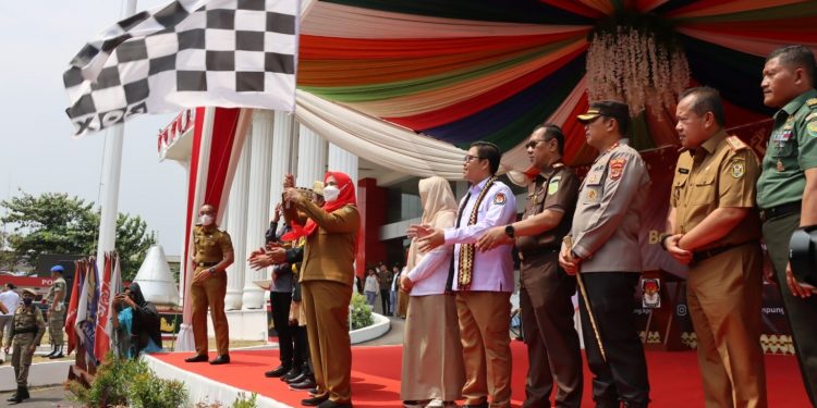 Walikota Bandar Lampung Eva Dwiana Buka Kirab Pemilu Tahun 2024