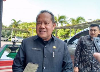 Sekda Kota Bandar Lampung  Akan Tertibkan APK yang Melanggar Aturan