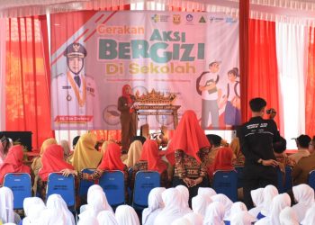 Wujudkan Sekolah Sehat , Walikota Eva Dwiana Buka  Gerakan Aksi Bergizi