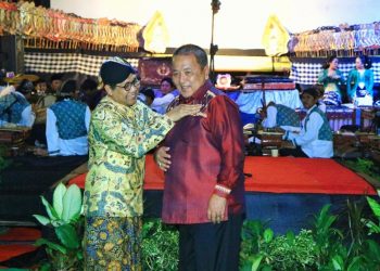 Gubernur Arinal Raih Penghargaan Kepala Daerah Penggerak Pembangunan dan Pengawasan Kawasan Transmigrasi