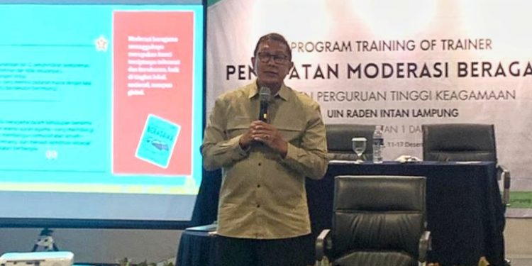 Moderasi Beragama Menjaga Agar Pengamalam Agama Tidak Berlebih-Lebihan