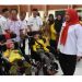 Walikota Eva Dwiana Berikan Bantuan 37 Kursi Roda  Kepada Anak Disabilitas