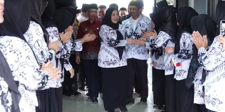 Walikota Bandar Lampung Eva Dwiana Ajukan Honorer Jadi P3K