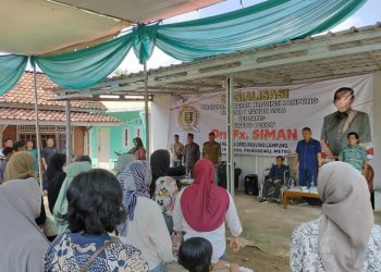 Fx Siman Anggota DPRD Lampung Gelar Sosper Rembug Pekon