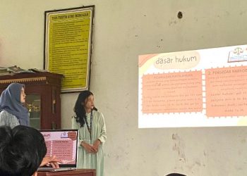 Mahasiswa KKN Unila Edukasi Anti Narkoba di MTs dan MA Darul Muta’alimin