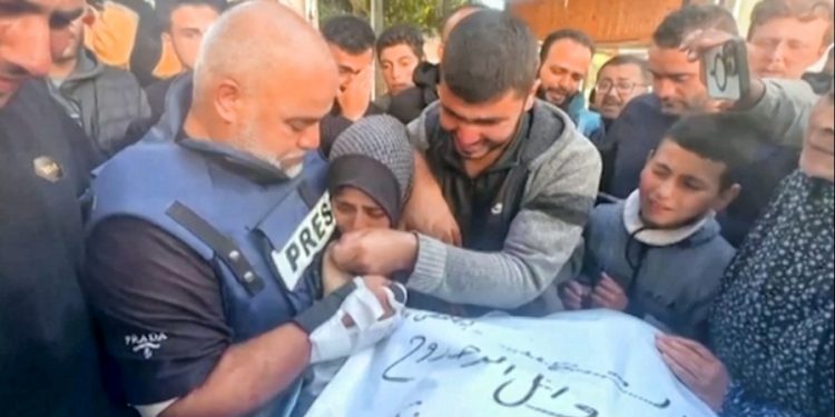 Wael al-Dahdouh, Jurnalis Palestina Tangguh yang Kehilangan Belasan Keluarga