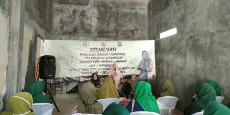 Ketua Fraksi PKB Hanifah Sosialisasi PIP dan Wawasan Kebangsaan