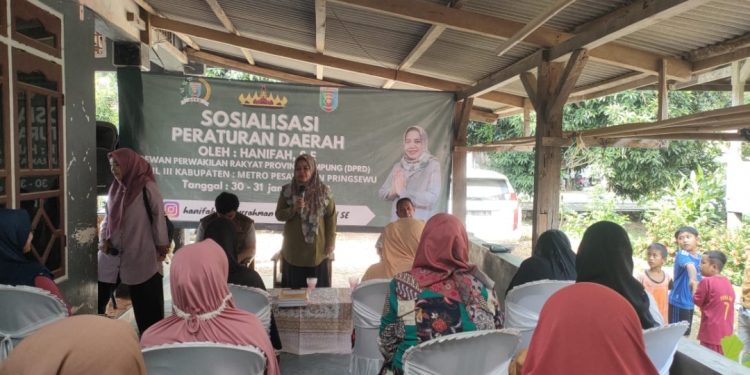 Anggota DPRD Lampung Hanifah Ajak Masyarakat Pesawaran Budayakan Rembug Desa