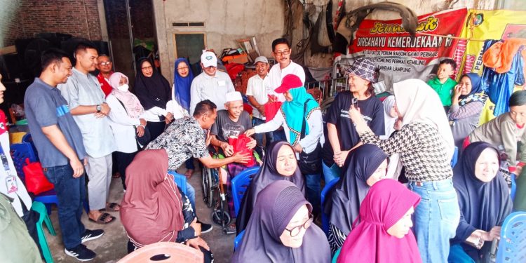 Kagama Lampung dan Forum CSR Lampung Gelar Baksos di Ragom Gawi
