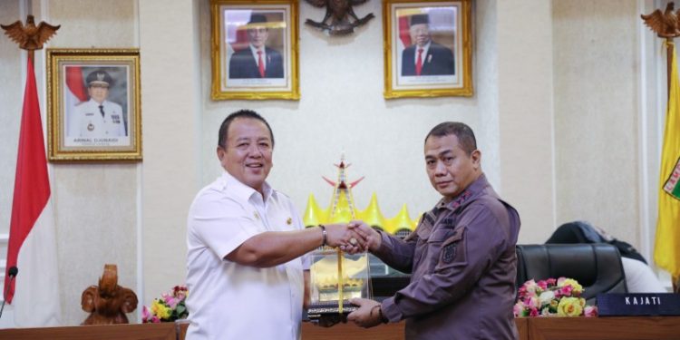 Gubernur Arinal dan Kajati Sigit Yulianto Tandatangani MoU Pencegahan Pelanggaran Hukum