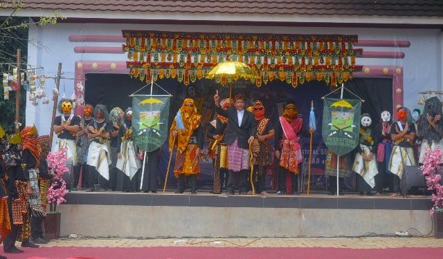 Pesta Sekura dan Bazar Makanan Internasional Meriahkan P5 SMA Al Kautsar