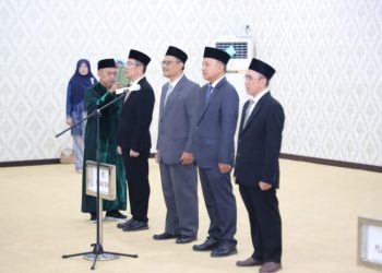 Rektor Unila Lantik Dekan FMIPA Eng Heri Satria