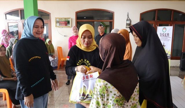 Dharma Wanita Persatuan Provinsi Lampung Salurkan Bantuan untuk Warga Terdampak Banjir