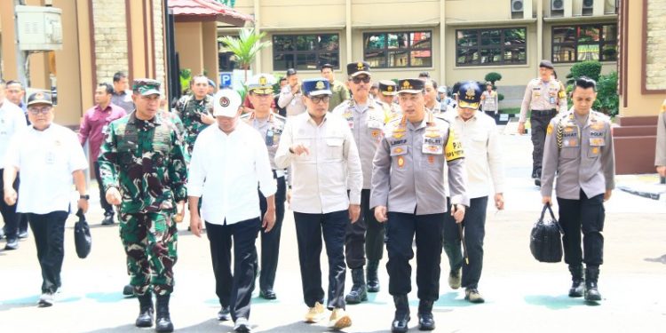 Pastikan Keamanan Arus Balik Lebaran, Kapolri Patroli Udara Jalur Tol