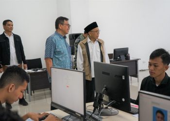 Tinjau UTBK Hari Pertama, Rektor Itera Pastikan Ujian Berjalan Lancar