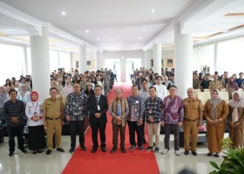 Sekretaris Jenderal Kemnaker Bekali Mahasiswa Unila tentang Dunia Kerja Era Society 5.0