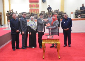 Bacakan LKPJ, Walikota Eva Minta DPRD Terus Bersinergi Untuk Kemajuan Bandar Lampung