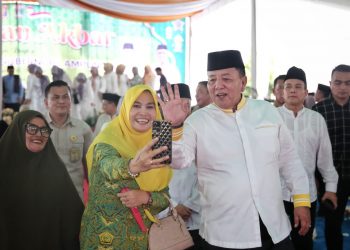 Gubernur Arinal Bersama Ribuan Masyarakat Hadiri Pengajian Akbar di Lapangan Adi Jaya