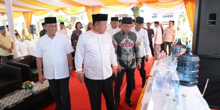 Gubernur Arinal Resmikan Produk Air Minum Kemasan RSUDAM AM-Qua