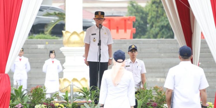 Sekdaprov Fahrizal Pimpin Upacara Memperingati Hari Pendidikan Nasional Tahun 2024