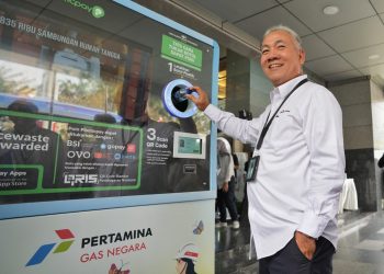 Dukung Program Dekarbonisasi NZE 2060, PGN Luncurkan Reverse Vending Machine (RVM) Plasticpay