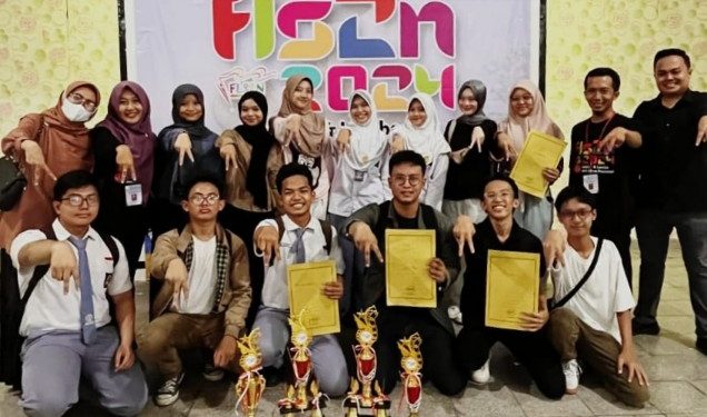Tiga Siswa SMA Al Kautsar Maju ke FLS2N Tingkat Provinsi