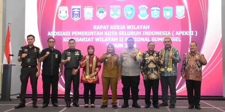 Walikota Eva Dwiana Buka Rakerwil Apeksi Komisariat Wilayah II Se-Sumbagsel
